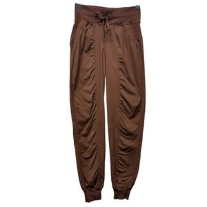 Lululemon Dance Studio Mid Rise Jogger Pants Womens Sz 0 Brown Yoga Gym Athletic